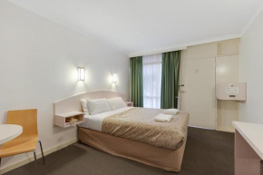 Alexander Motor Inn, Melbourne